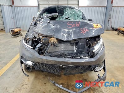 Piąte zdjęcie samochodu w środku: 2025 JEEP WAGONEER L SERIES II VIN:1C4SJSBP1SS527418 - miniatura