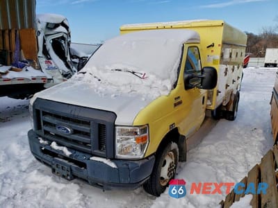 2018 FORD ECONOLINE E450 SD CUTAWAY 6.8L V10 1FDXE4FSXJDC17478 - główne zdjęcie licytacji z USA - miniatura