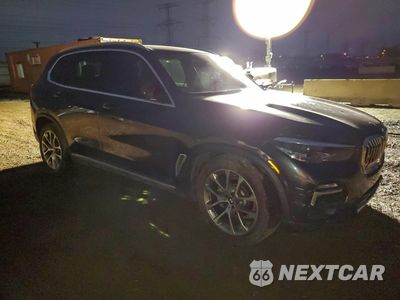Czwarte zdjęcie samochodu z boku: 2020 BMW X5 XDRIVE40I VIN:5UXCR6C00L9C86354 - miniatura