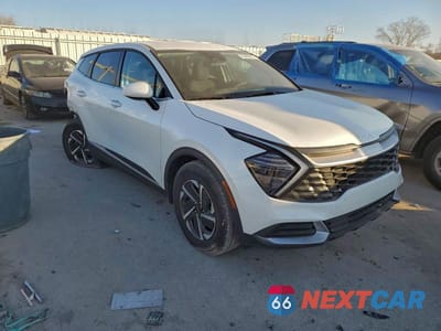 Czwarte zdjęcie samochodu z boku: 2024 KIA SPORTAGE LX VIN:KNDPUCDGXR7141304 - miniatura