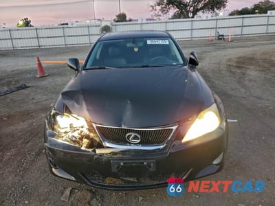 Piąte zdjęcie samochodu w środku: 2007 LEXUS IS 350 VIN:JTHBE262872011999 - miniatura