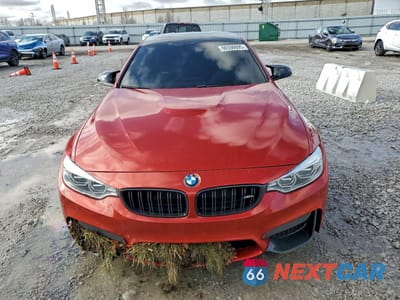 Piąte zdjęcie samochodu w środku: 2015 BMW M4 VIN:WBS3R9C54FK329739 - miniatura