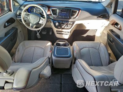 Zdjęcie 8 z 14 samochodu: 2017 CHRYSLER PACIFICA LIMITED VIN:2C4RC1GG7HR647701 - miniatura