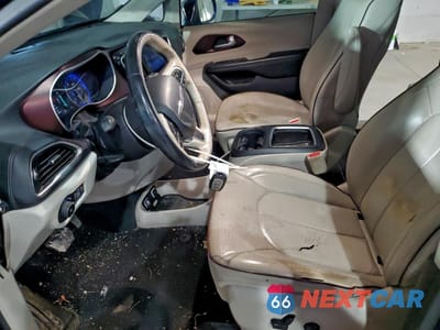 Zdjęcie 7 z 13 samochodu: 2017 CHRYSLER PACIFICA LIMITED VIN:2C4RC1GG4HR812281 - miniatura