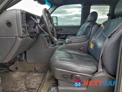 Zdjęcie 7 z 12 samochodu: 2003 CHEVROLET SILVERADO K2500 HEAVY DUTY VIN:1GCHK291X3E172676 - miniatura