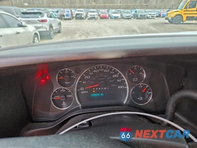 Zdjęcie 9 z 12 samochodu: 2017 CHEVROLET EXPRESS 2500 DELIVERY VAN VIN:1GCWGAFG3H1112359 - miniatura