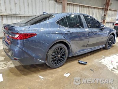 Trzecie zdjęcie samochodu z tyłu: 2026 TOYOTA CAMRY XSE VIN:4T1DAACK6TU670646 - miniatura
