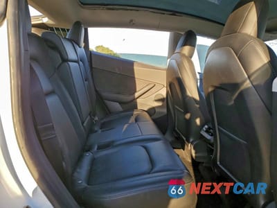 Zdjęcie 10 z 13 samochodu: 2021 TESLA MODEL Y VIN:5YJYGDED1MF125923 - miniatura