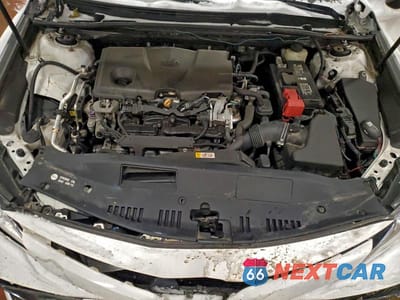 Zdjęcie 11 z 12 samochodu: 2018 TOYOTA CAMRY L VIN:4T1B11HK4JU103364 - miniatura