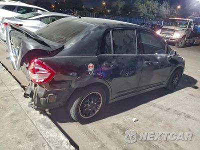 Trzecie zdjęcie samochodu z tyłu: 2009 NISSAN VERSA S VIN:3N1BC11E09L382906 - miniatura