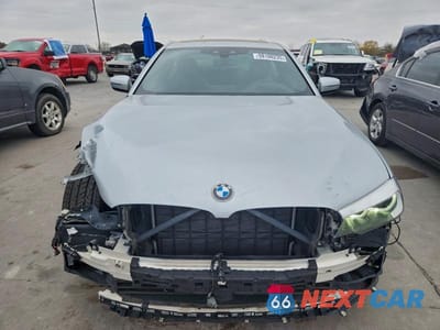 Piąte zdjęcie samochodu w środku: 2019 BMW 540 XI VIN:WBAJE7C55KWW30955 - miniatura