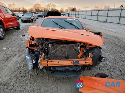 Piąte zdjęcie samochodu w środku: 2020 FORD MUSTANG VIN:1FA6P8TH5L5108469 - miniatura