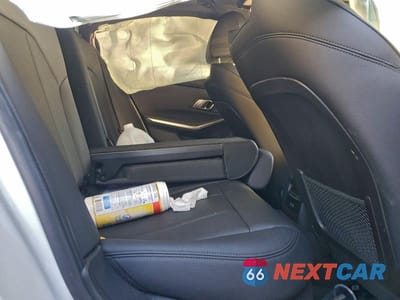 Zdjęcie 10 z 12 samochodu: 2021 BMW 330XI VIN:3MW5R7J02M8B96499 - miniatura