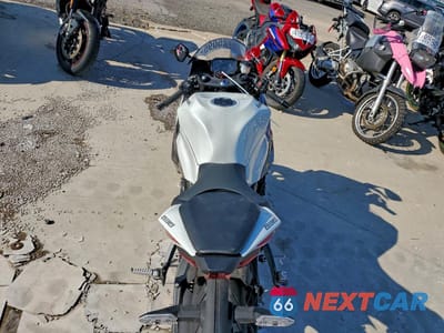 Zdjęcie 6 z 11 samochodu: 2025 KAWASAKI ZX636 K VIN:JKBZXJK16SA008962 - miniatura