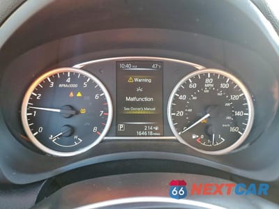 Zdjęcie 9 z 11 samochodu: 2018 NISSAN SENTRA S VIN:3N1AB7AP5JY250184 - miniatura