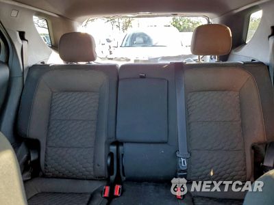 Zdjęcie 10 z 17 samochodu: 2018 CHEVROLET EQUINOX LT VIN:2GNAXSEV6J6237012 - miniatura