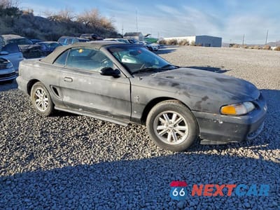 Czwarte zdjęcie samochodu z boku: 1996 FORD MUSTANG VIN:1FALP4447TF222037 - miniatura