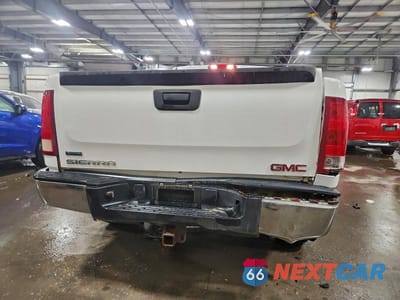 Zdjęcie 6 z 12 samochodu: 2011 GMC SIERRA K1500 VIN:1GTR2TE38BZ256942 - miniatura