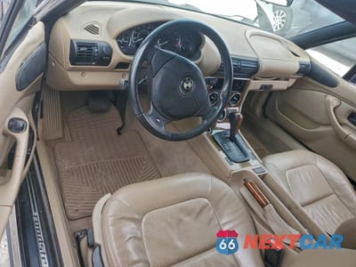 Zdjęcie 8 z 12 samochodu: 2000 BMW Z3 2.3 VIN:4USCH9342YLG03483 - miniatura