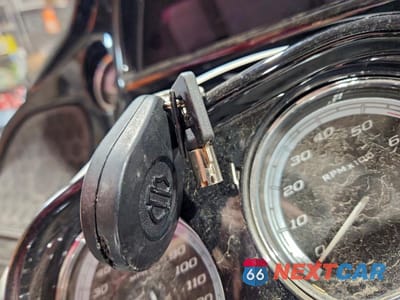 Zdjęcie 8 z 10 samochodu: 2020 HARLEY-DAVIDSON FLTRK VIN:1HD1KZF2XLB614959 - miniatura