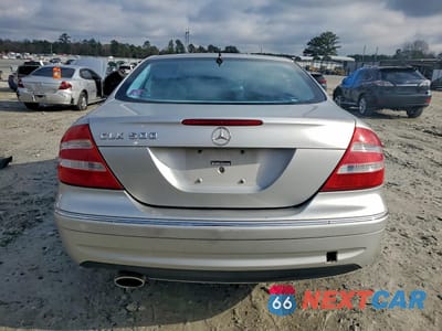 Zdjęcie 6 z 12 samochodu: 2004 MERCEDES-BENZ CLK 500 VIN:WDBTJ75J94F068190 - miniatura