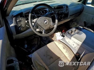 Zdjęcie 8 z 13 samochodu: 2008 CHEVROLET SILVERADO C2500 HEAVY DUTY VIN:1GCHC23698F197426 - miniatura