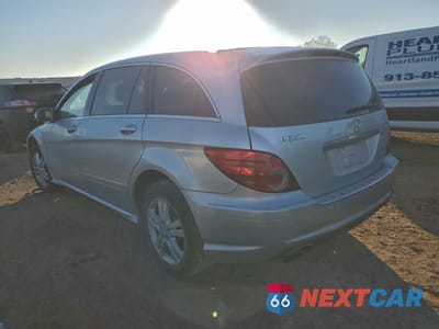 Drugie zdjęcie samochodu z przodu: 2009 MERCEDES-BENZ R 350 4MATIC VIN:4JGCB65E19A094374 - miniatura