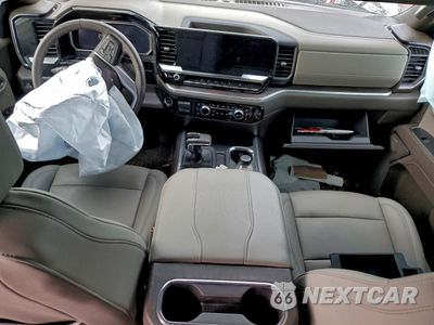 Zdjęcie 8 z 13 samochodu: 2026 GMC SIERRA K1500 SLT VIN:3GTUUDED5TG118814 - miniatura
