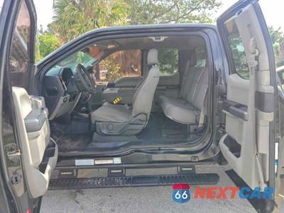 Zdjęcie 9 z 11 samochodu: 2017 FORD F450 SUPER - TRUCKS HOOKLIFT TRUCK VIN:1FD0X4GT8HEE08680 - miniatura