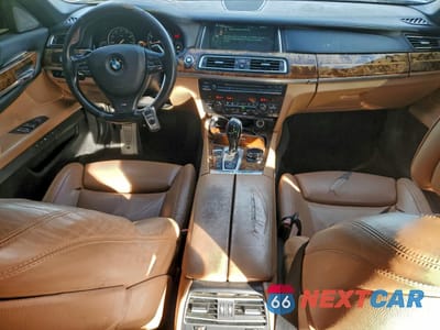 Zdjęcie 8 z 12 samochodu: 2015 BMW 750 LI VIN:WBAYE8C55FD782076 - miniatura