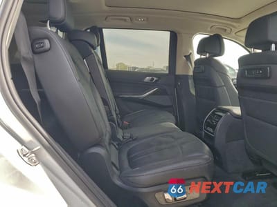 Zdjęcie 11 z 12 samochodu: 2019 BMW X7 XDRIVE40I VIN:5UXCW2C53KL088895 - miniatura