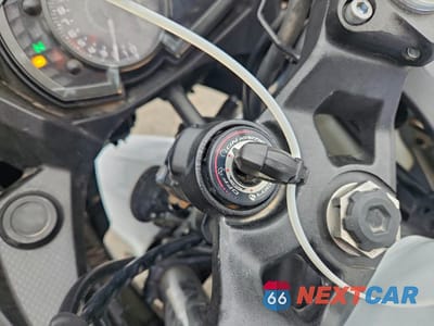 Zdjęcie 8 z 10 samochodu: 2023 KAWASAKI EX400 VIN:JKAEXKG18PDAM3125 - miniatura