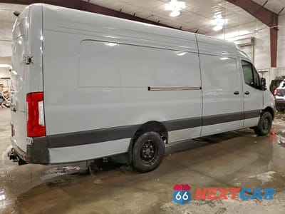 Trzecie zdjęcie samochodu z tyłu: 2024 MERCEDES BENZ SPRINTER 3500 DELIVERY VAN VIN:W1Y5NDHY1RT184560 - miniatura