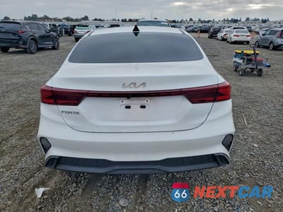 Zdjęcie 6 z 12 samochodu: 2024 KIA FORTE LX VIN:3KPF24AD2RE798793 - miniatura
