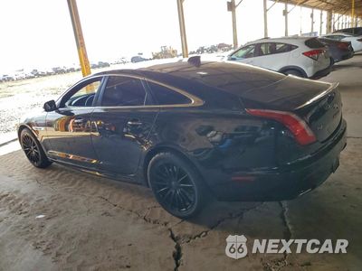 Drugie zdjęcie samochodu z przodu: 2016 JAGUAR XJ VIN:SAJWA1C74G8V98810 - miniatura