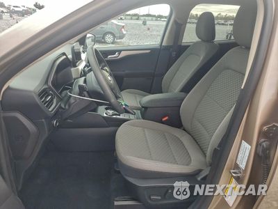 Zdjęcie 7 z 13 samochodu: 2020 FORD ESCAPE SE VIN:1FMCU0G68LUC08065 - miniatura