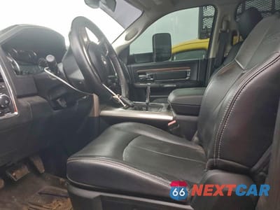 Zdjęcie 7 z 12 samochodu: 2018 RAM 3500 LARAMIE VIN:3C63RRJL2JG354719 - miniatura