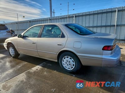 Drugie zdjęcie samochodu z przodu: 1997 TOYOTA CAMRY LE VIN:JT2BG22K0V0083864 - miniatura