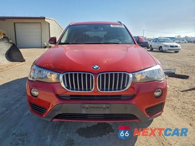 Piąte zdjęcie samochodu w środku: 2017 BMW X3 SDRIVE28I VIN:5UXWZ7C51H0T44480 - miniatura