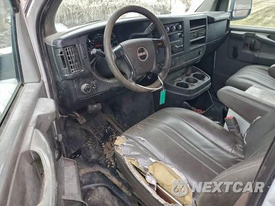 Zdjęcie 8 z 13 samochodu: 2013 GMC SAVANA G3500 CARGO VIN:1GTZ7TBG3D1184008 - miniatura