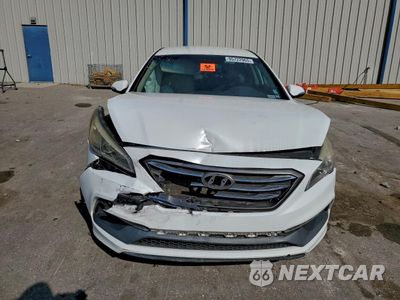 Piąte zdjęcie samochodu w środku: 2017 HYUNDAI SONATA SPORT VIN:5NPE34AF4HH579774 - miniatura
