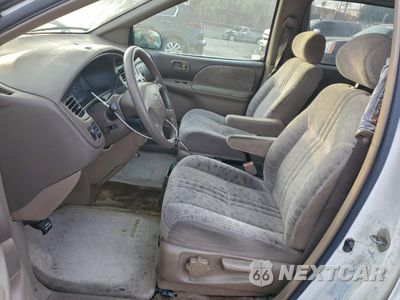 Zdjęcie 7 z 13 samochodu: 2004 TOYOTA SIENNA LE VIN:4T3ZF13CX3U539078 - miniatura