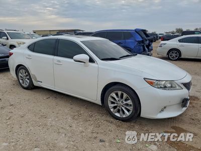 Czwarte zdjęcie samochodu z boku: 2014 LEXUS ES 300H VIN:JTHBW1GG4E2044576 - miniatura