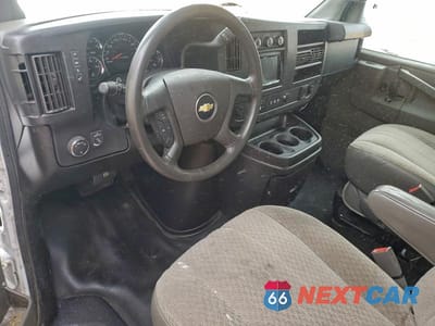 Zdjęcie 8 z 13 samochodu: 2018 CHEVROLET EXPRESS G3500 VIN:1GB0GRFGXJ1336419 - miniatura