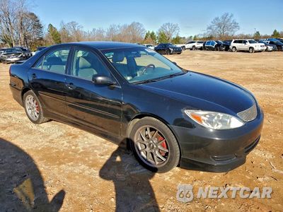 Czwarte zdjęcie samochodu z boku: 2004 TOYOTA CAMRY LE VIN:4T1BE32K44U280672 - miniatura