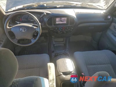 Zdjęcie 8 z 11 samochodu: 2004 TOYOTA TUNDRA DOUBLE CAB SR5 VIN:5TBDT441X4S457624 - miniatura