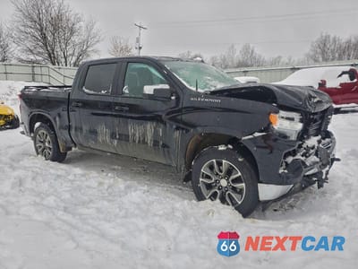 Czwarte zdjęcie samochodu z boku: 2024 CHEVROLET SILVERADO K1500 LT-L VIN:3GCPDKEK1RG279363 - miniatura