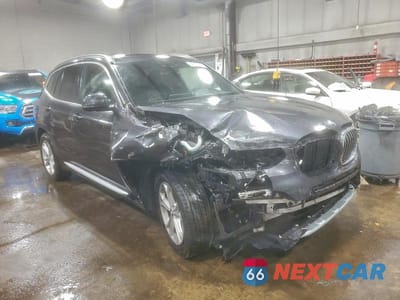 Czwarte zdjęcie samochodu z boku: 2019 BMW X3 XDRIVE30I VIN:5UXTR9C56KLD91169 - miniatura