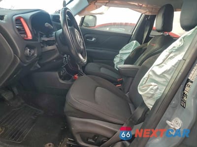Zdjęcie 7 z 13 samochodu: 2017 JEEP RENEGADE TRAILHAWK VIN:ZACCJBCB5HPF98966 - miniatura