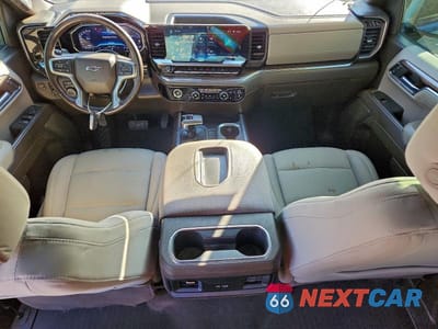 Zdjęcie 8 z 11 samochodu: 2022 CHEVROLET SILVERADO K1500 LT TRAIL BOSS VIN:3GCUDFET7NG688884 - miniatura